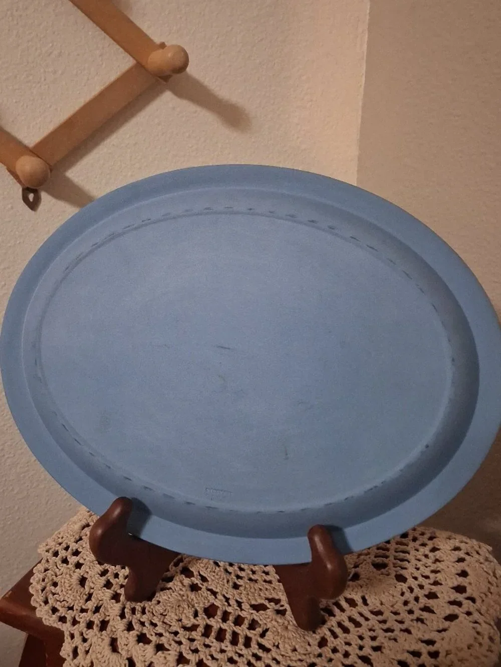 Wedgwood Jasperware Cupid Oval Tray with box - Picture 3 of 3